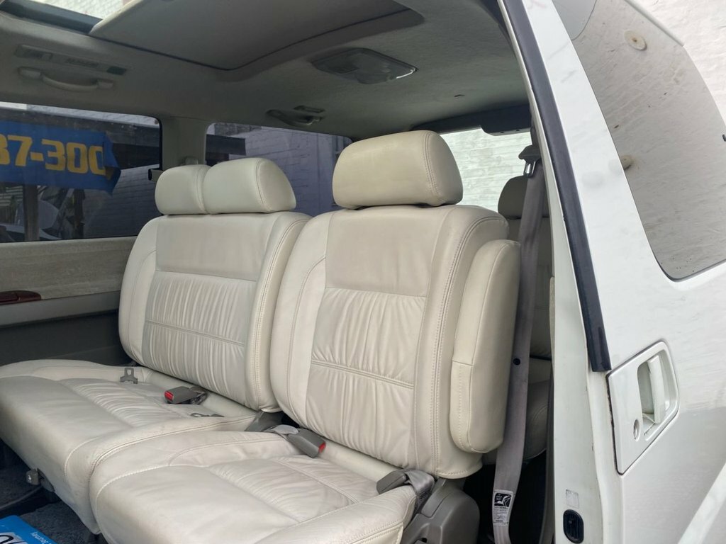 Nissan Elgrand E50 Highway Star 3.5 V6 White #19