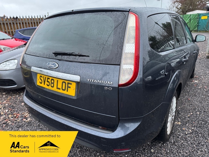 Ford Focus Estate Grey #3
