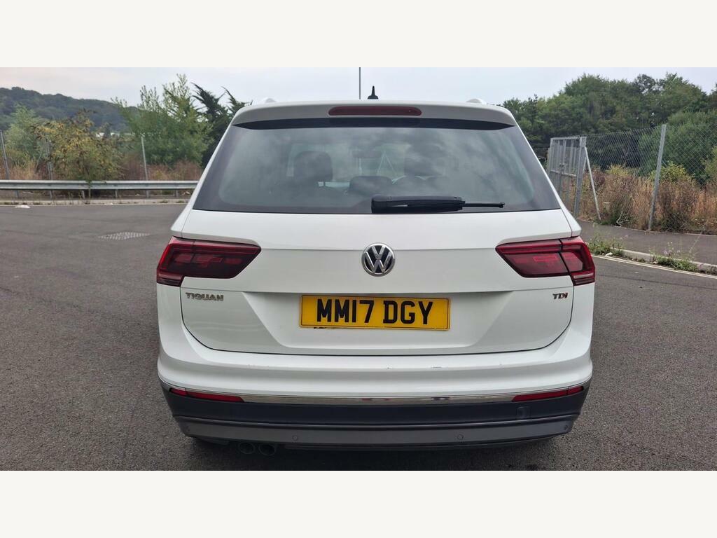 Volkswagen Tiguan 2.0 Tdi Bluemotion Tech Sel Dsg Euro 6 S S MM17DGY White #3