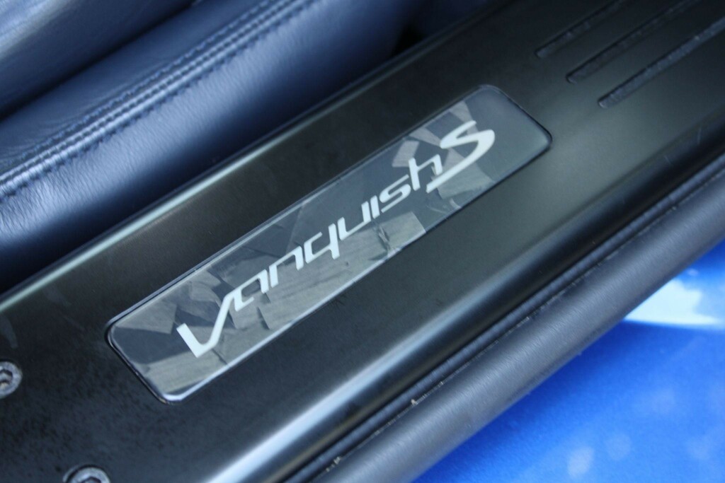 Aston Martin Vanquish S Zagato Shooting Brake Red #39