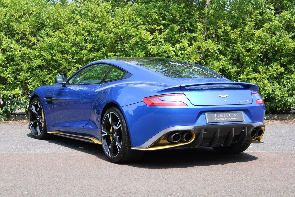 Aston Martin Vanquish S Zagato Shooting Brake Red #29
