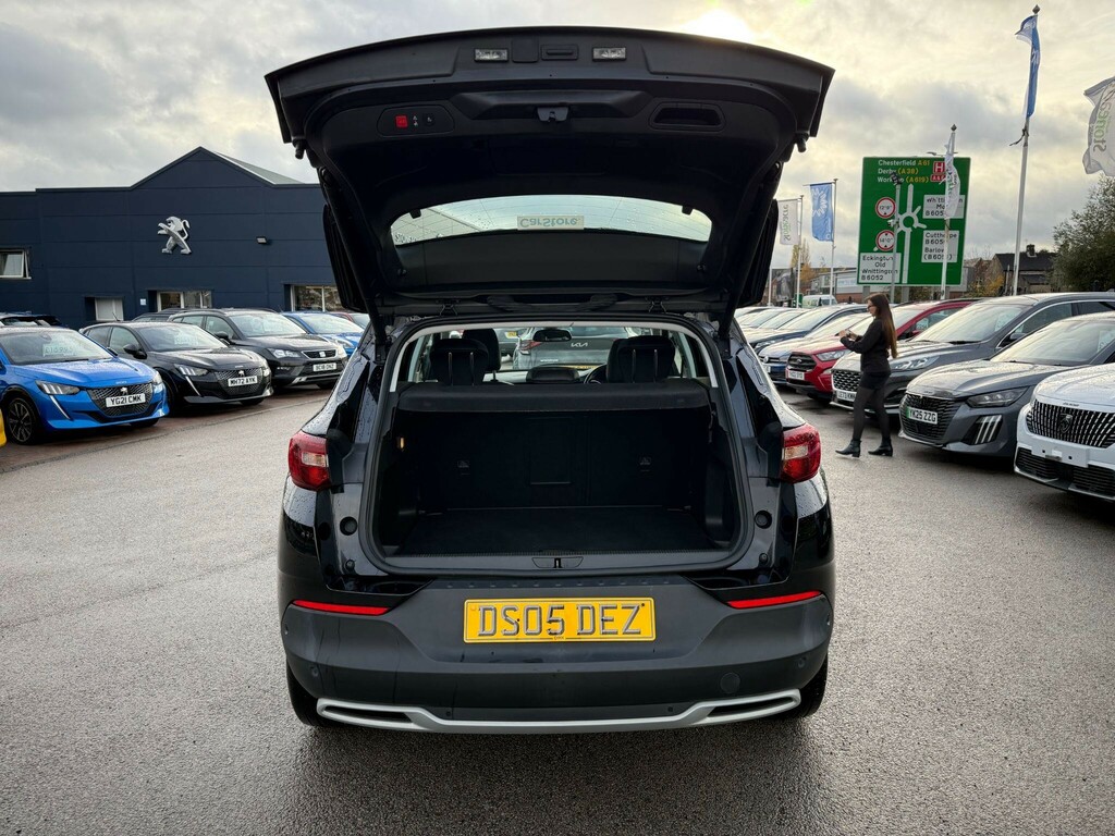 Vauxhall Grandland X Dci Tekna Xtronic Black #37