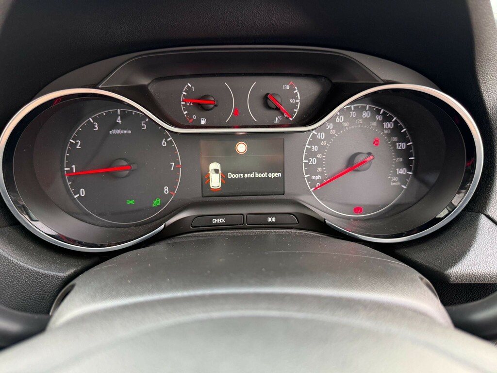 Vauxhall Grandland X Dci Tekna Xtronic Black #36