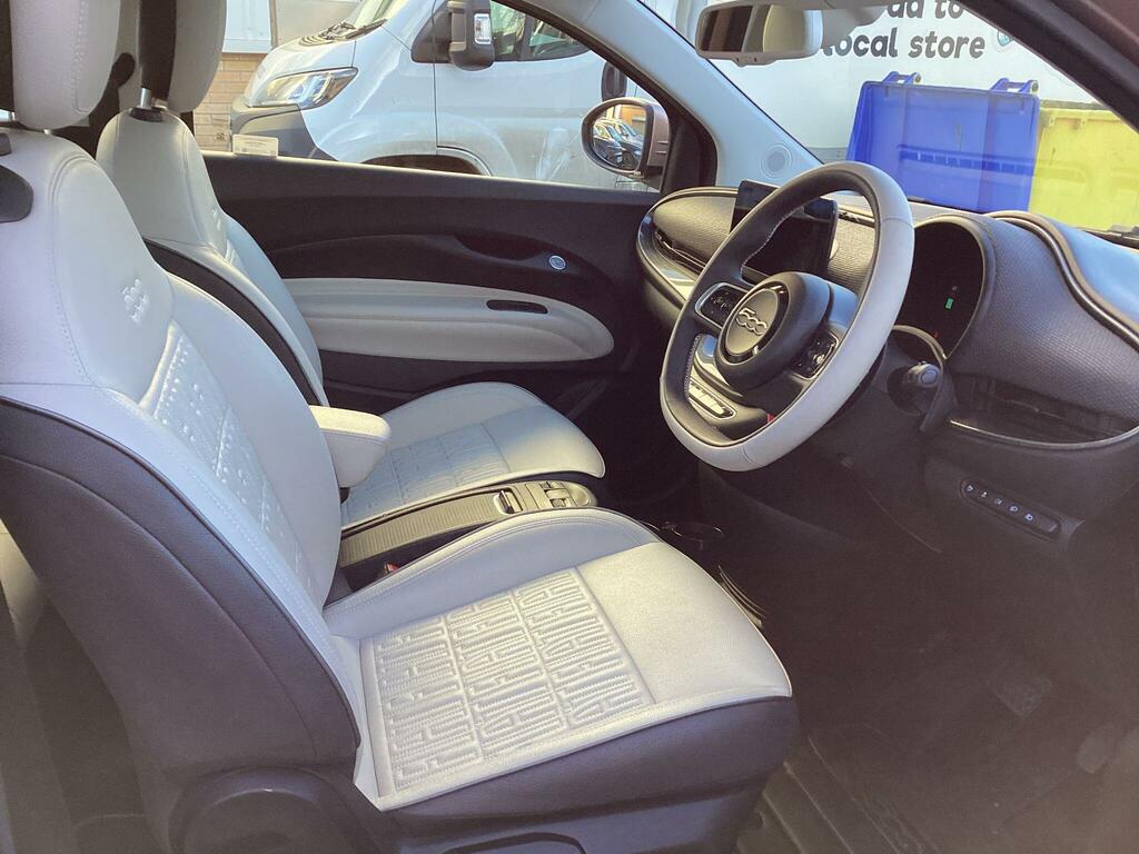 Fiat 500E Lounge Mhev Grey #11