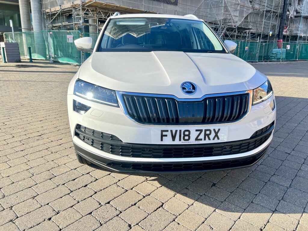 Skoda Karoq 1.0 Tsi Gpf Se Technology Suv Dsg Euro White #4