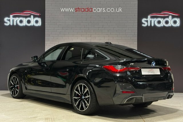 BMW i4 83.9Kwh M Sport Gran CX72KAK Black #4