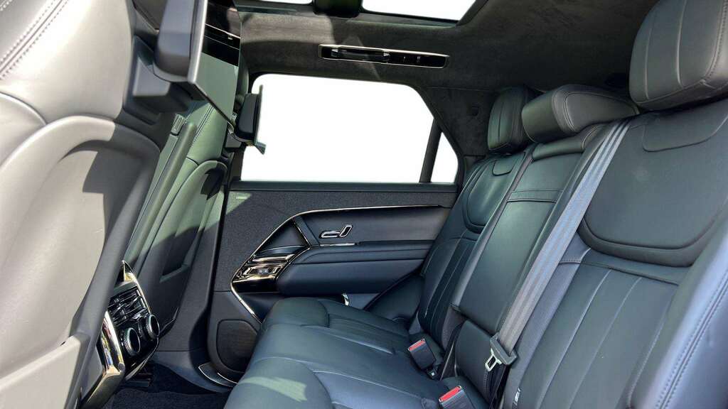 Land Rover Range Rover Sport 3.0 D350 2024 KR24HMD Red #4