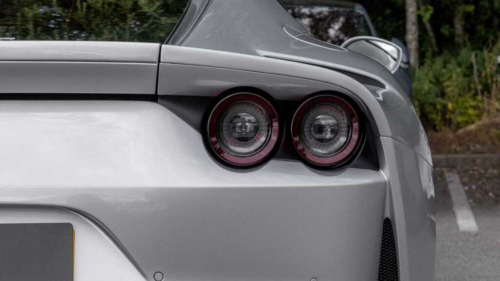 Ferrari 812 Superfast Superfast  #25