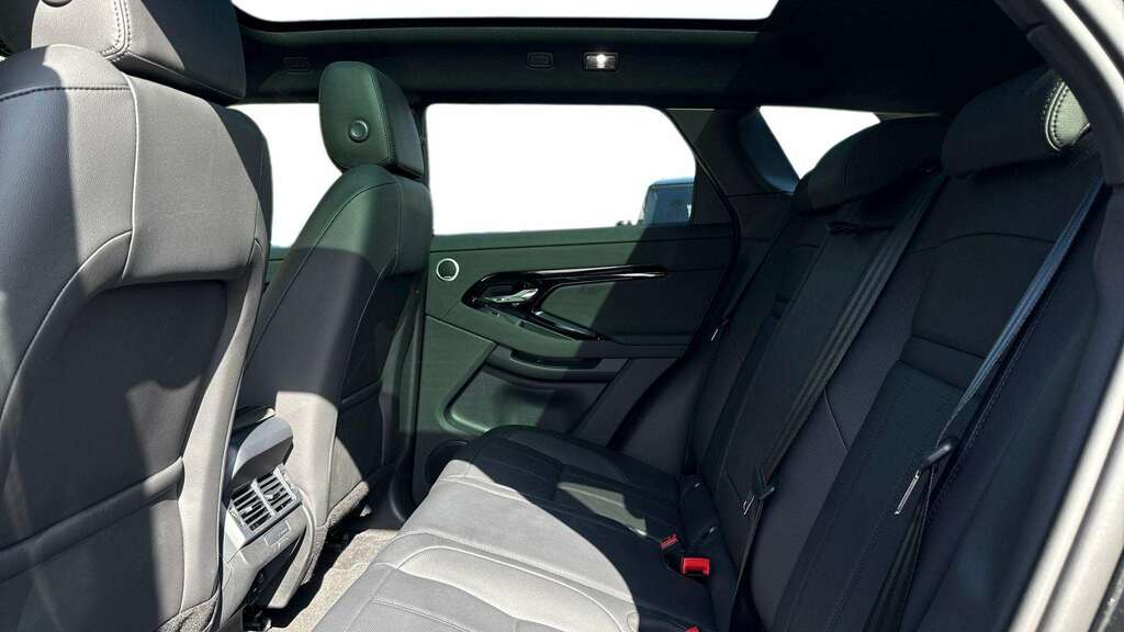 Land Rover Range Rover Evoque 2.0 D200 Dynamic Se 2025 RO25ZVK Black #4
