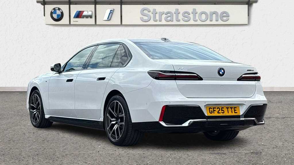 BMW i7 335Kw Edrive50 M Sport 105.7Kwh 2025 White #2