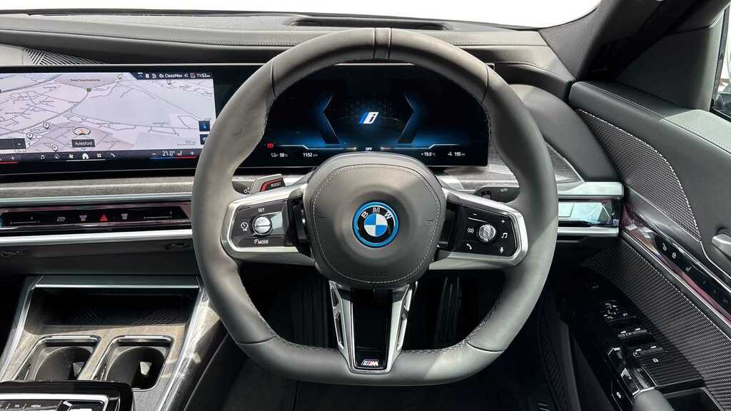 BMW i7 335Kw Edrive50 M Sport 105.7Kwh 2025 White #6