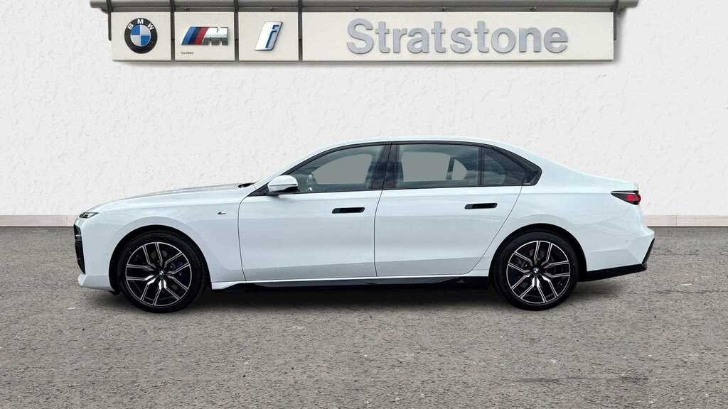 BMW i7 335Kw Edrive50 M Sport 105.7Kwh 2025 White #4