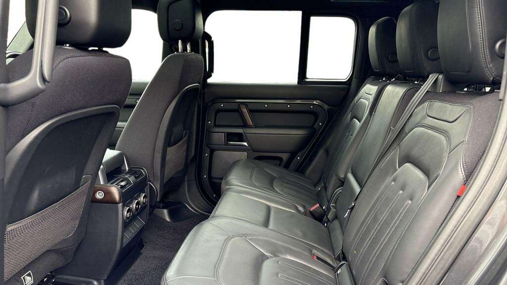Land Rover Defender 110 3.0 D300 X 110 7 Seat 2022 LT72DHK Grey #4