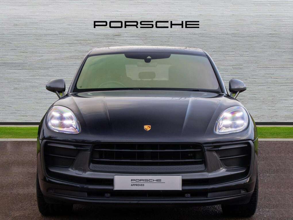 Porsche Macan T S-a 2023 RK73AJY Black #4