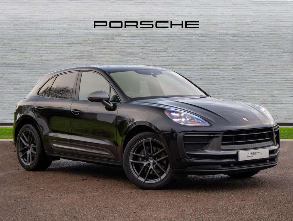 Porsche Macan T S-a 2023 Black