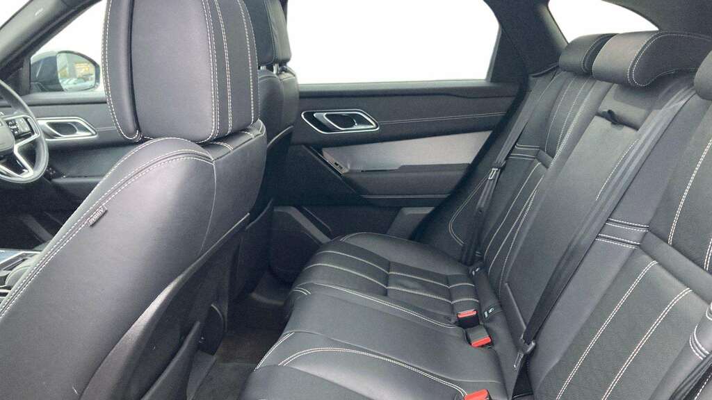 Land Rover Range Rover Velar 2.0 P400e R-dynamic Se 2024 YE74LPP Black #4