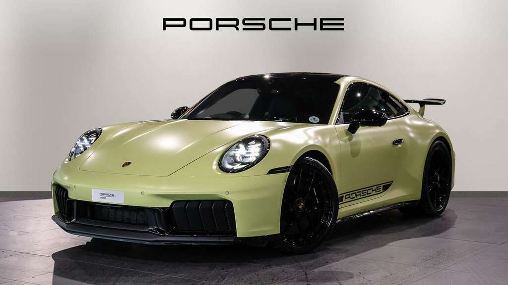 Porsche 911 Carrera 4 Gts Hev S-a 2025 PJ25OEX Yellow #2