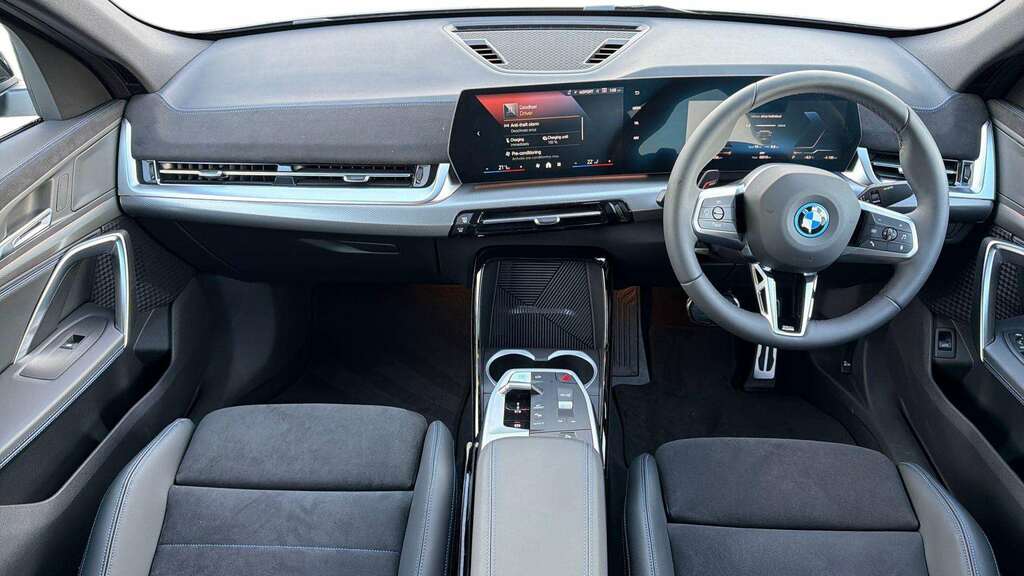 BMW iX2 230Kw Xdrive30 M Sport 65Kwh 2025 YB75UJN Black #5