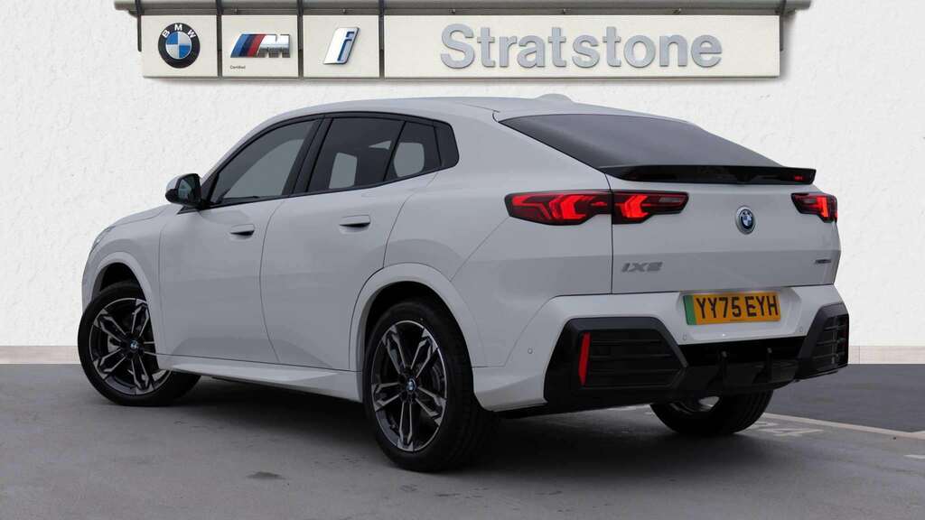 BMW iX2 230Kw Xdrive30 M Sport 65Kwh 2025 YX75EYH White #2