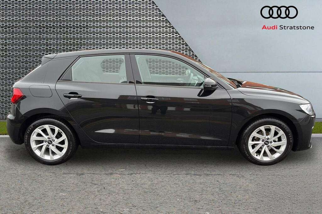 Audi A1 25 Tfsi Sport 2025 BG75KZJ Black #4