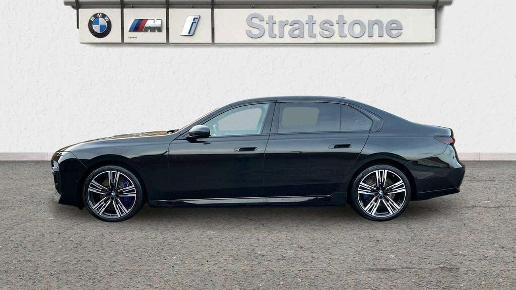 BMW i7 335Kw Edrive50 M Sport 105.7Kwh 2025 GJ75ZVV Black #4