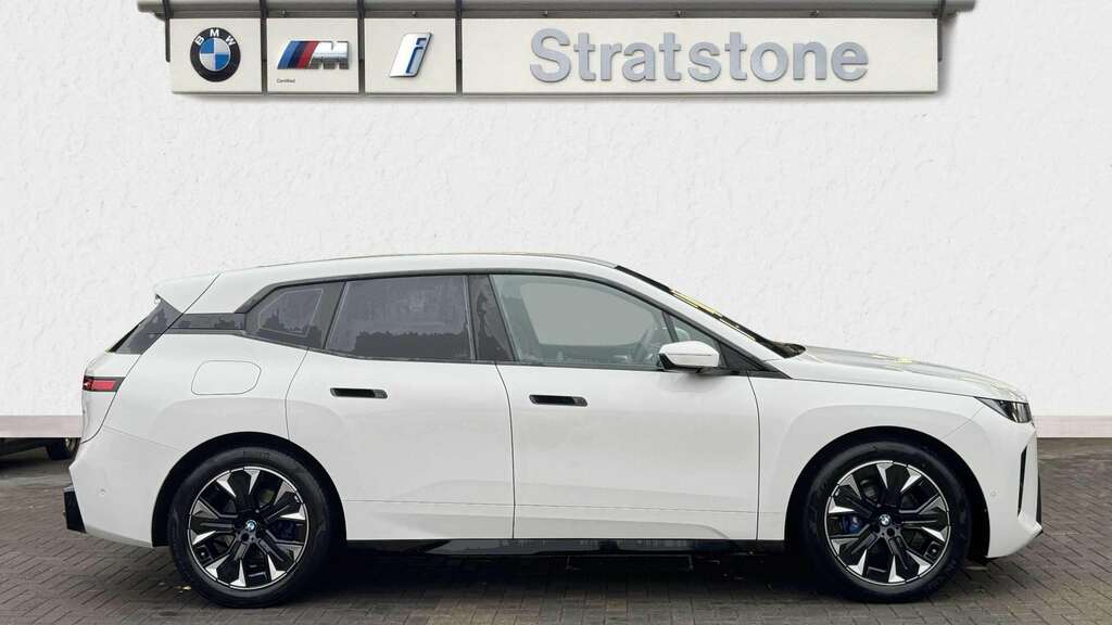BMW iX 300Kw Xdrive45 M Sport 101Kwh 2025 FD75LCW White #3