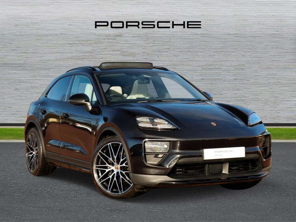 Porsche Macan 4 2026 Black