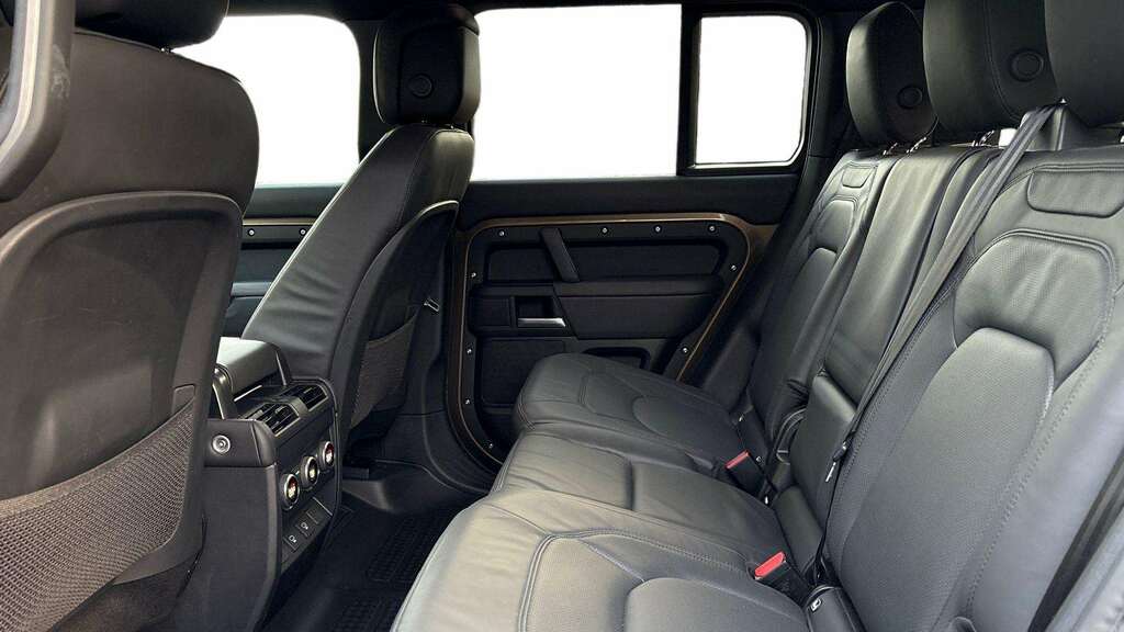 Land Rover Defender 110 3.0 D350 X-dynamic Hse 110 7 Seat 2025 KO74NYL Brown #4