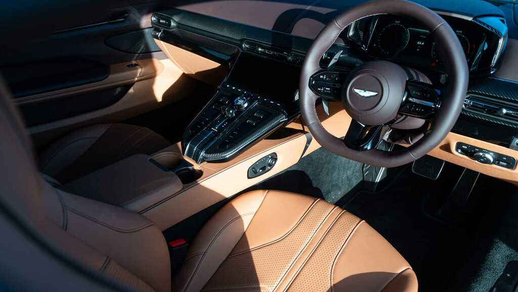 Aston Martin Vantage V8 2025 MV75FBZ Green #3