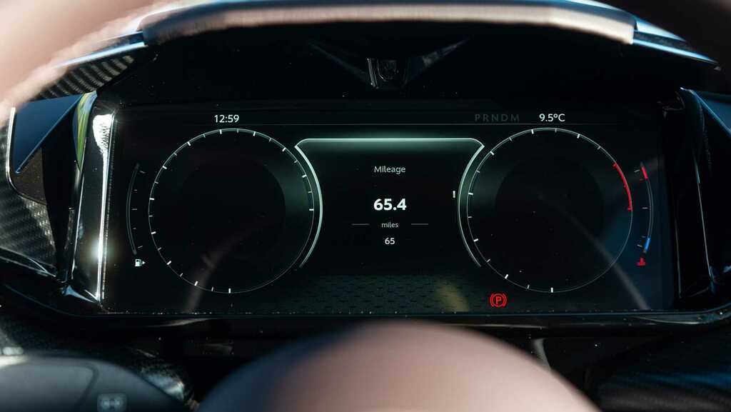 Aston Martin Vantage V8 2025 MV75FBZ Green #6