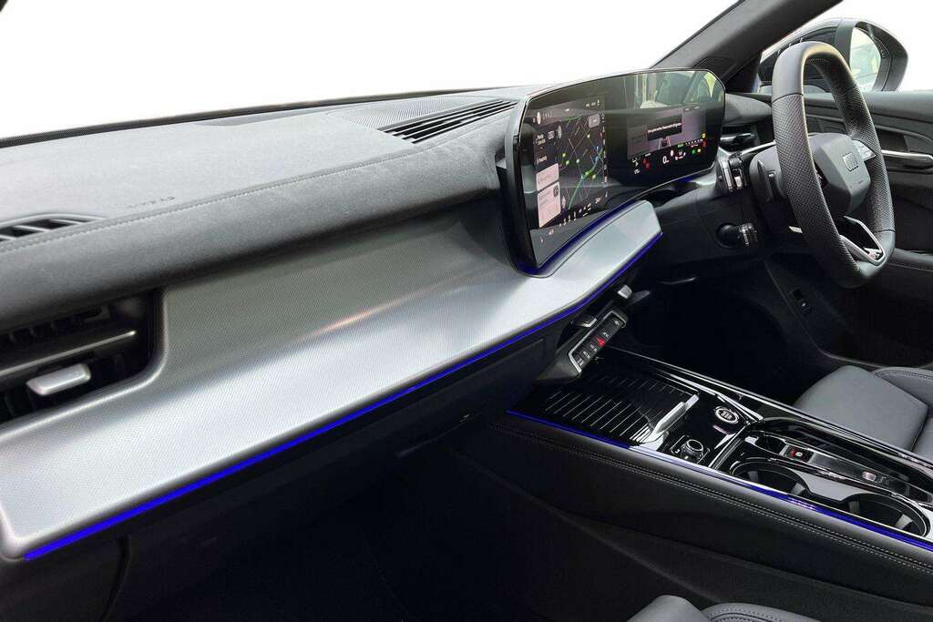Audi Q3 1.5 Tfsi Launch Edition S Tronic 2025 DC75OAB Blue #2