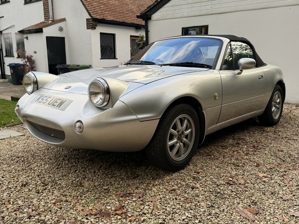 Mazda Eunos 1.6 White #3