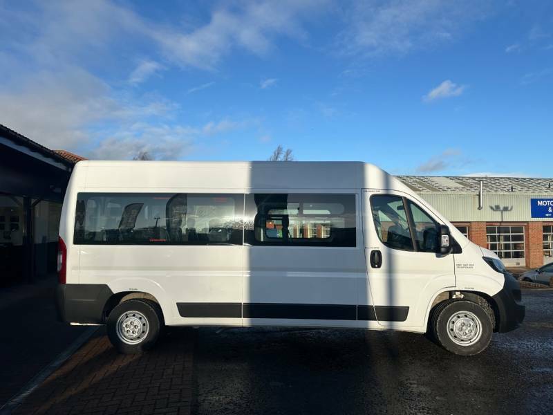 Peugeot Boxer 335 L3 H2 Pofessional Premium 2.2 Bluehdi 140 1 ST73OVM White #4