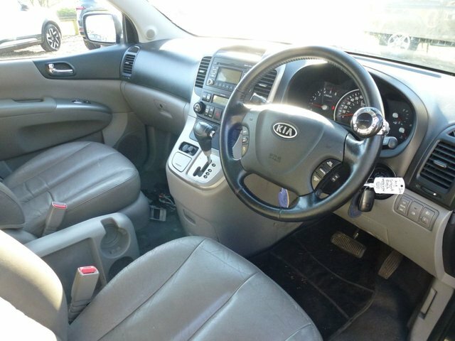 Kia Sedona 2.2 Crdi 3 Mpv Black #4