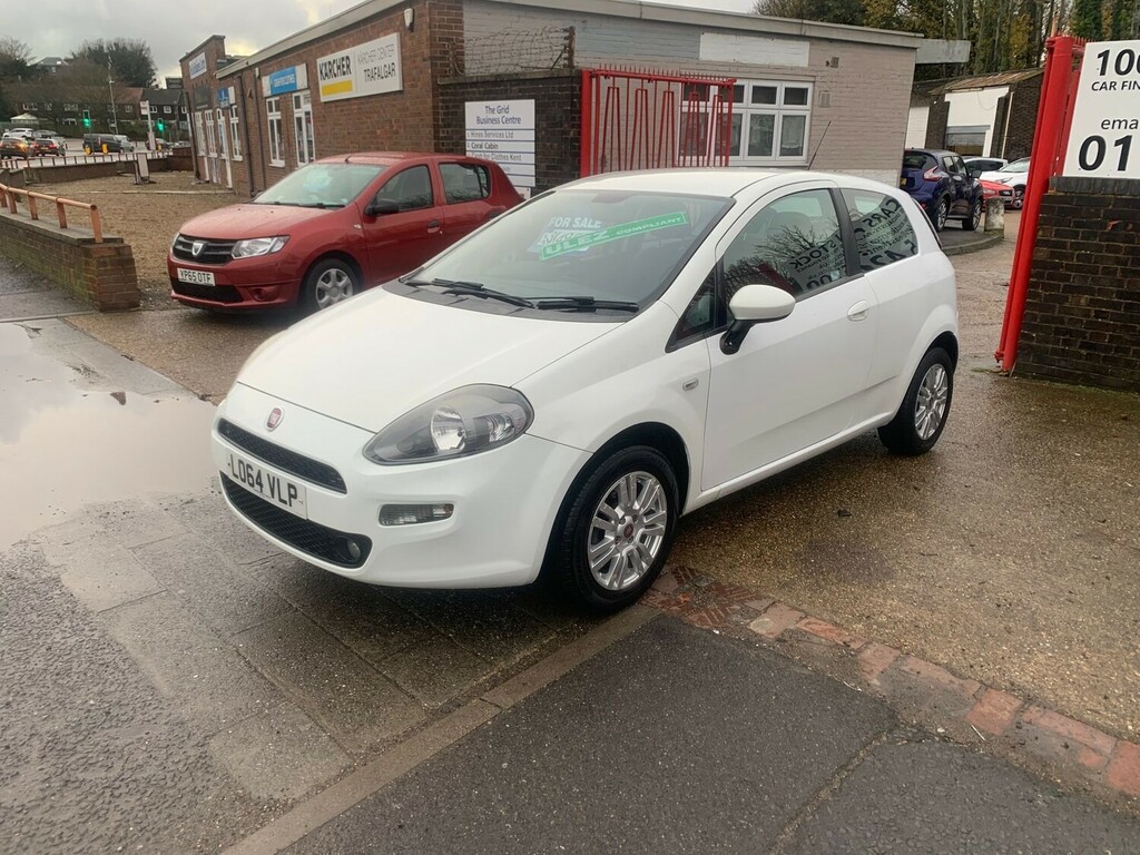 Fiat Punto 1.4 Easy Hatchback Euro 6 S S 77 Bhp White #3