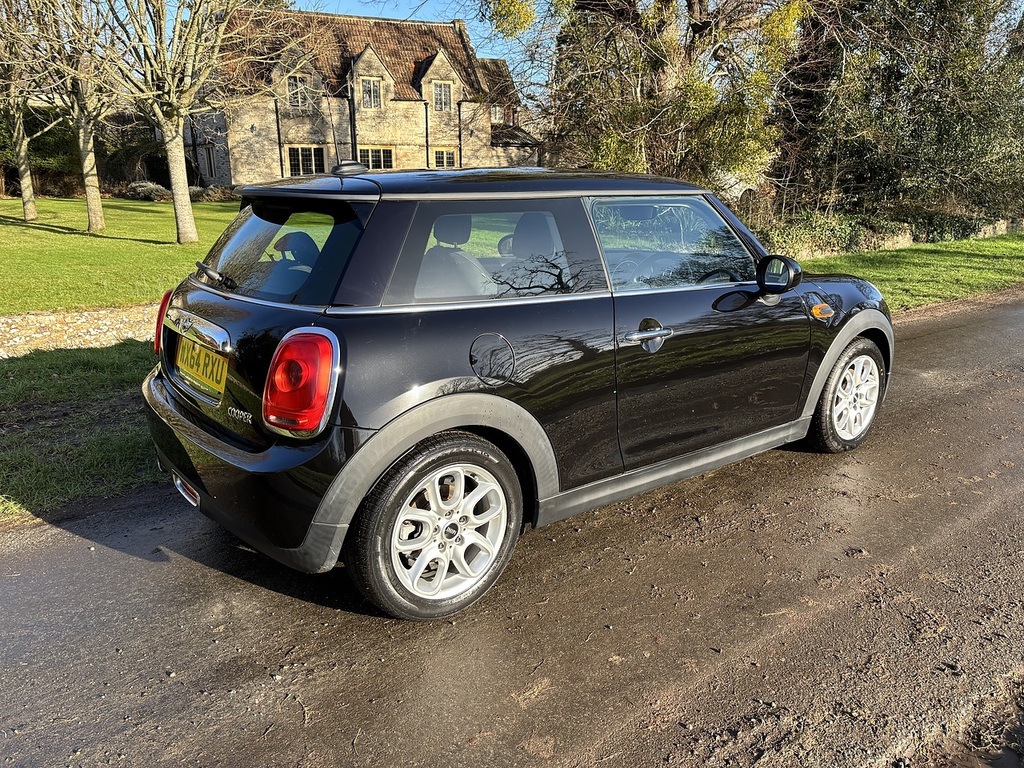 Mini Hatch U556398 WX64RXU Black #5