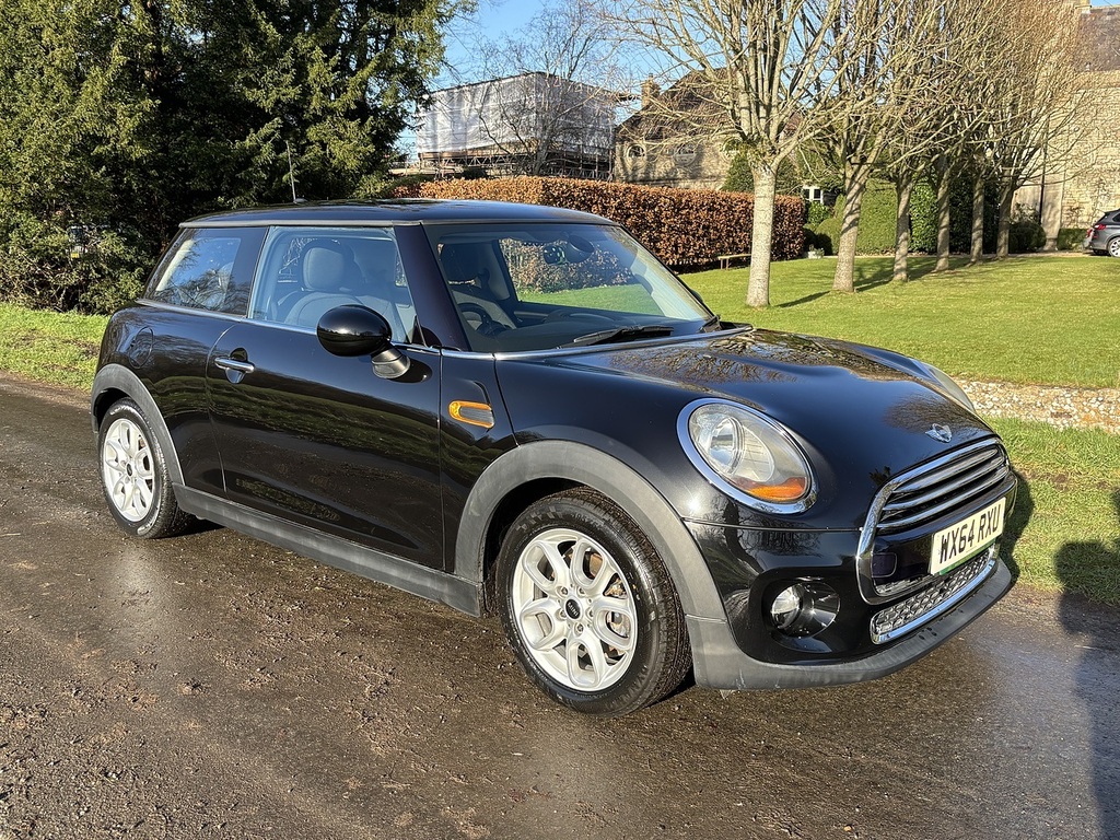 Mini Hatch U556398 WX64RXU Black #2