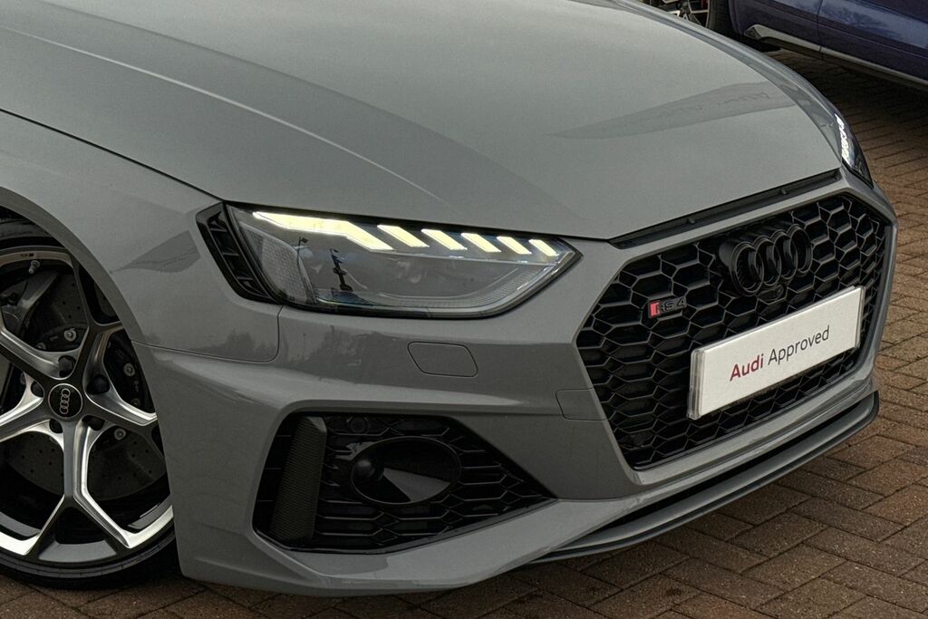 Audi RS4 Edition 25 Years Black #8