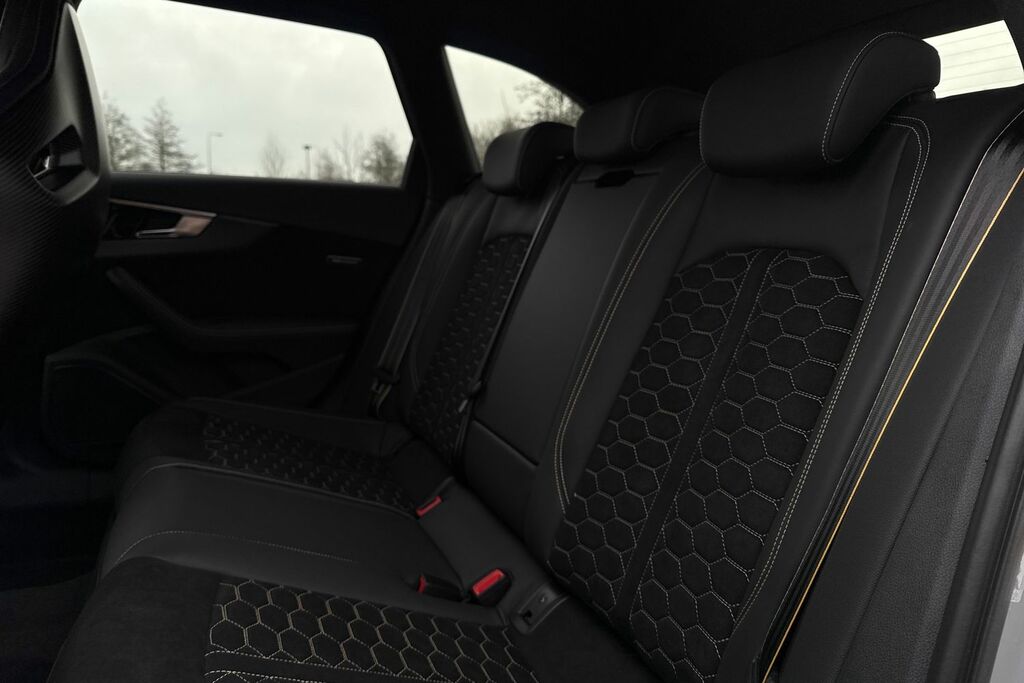 Audi RS4 Edition 25 Years Black #18