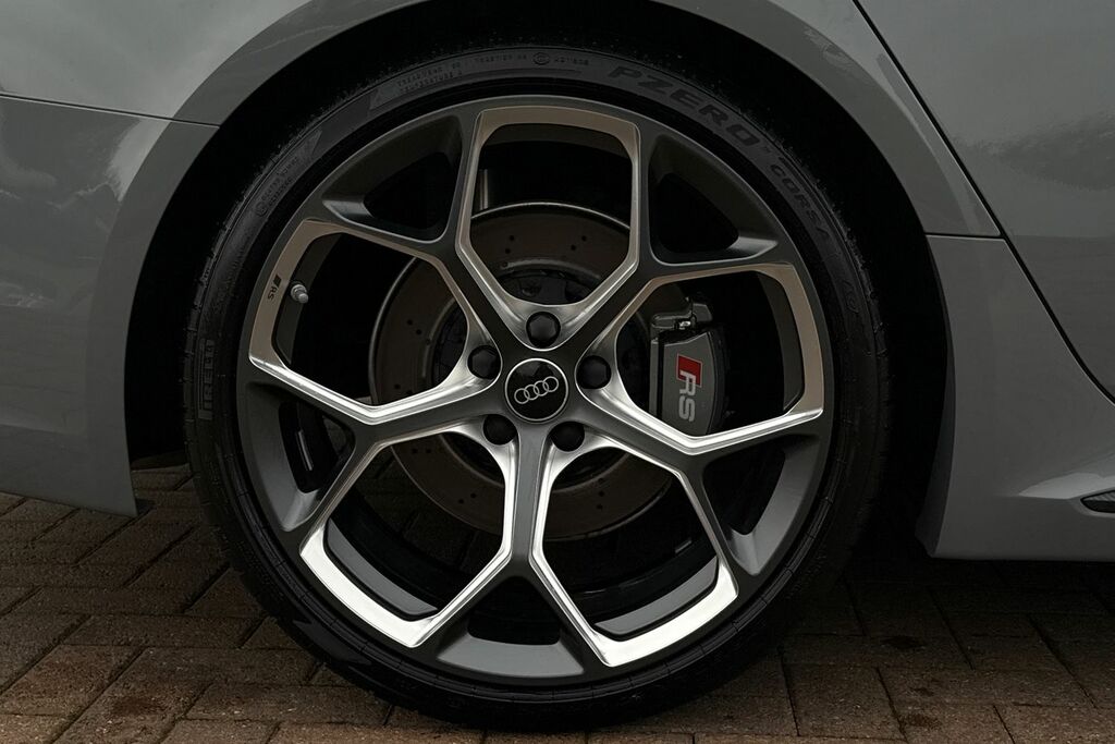 Audi RS4 Edition 25 Years Black #9