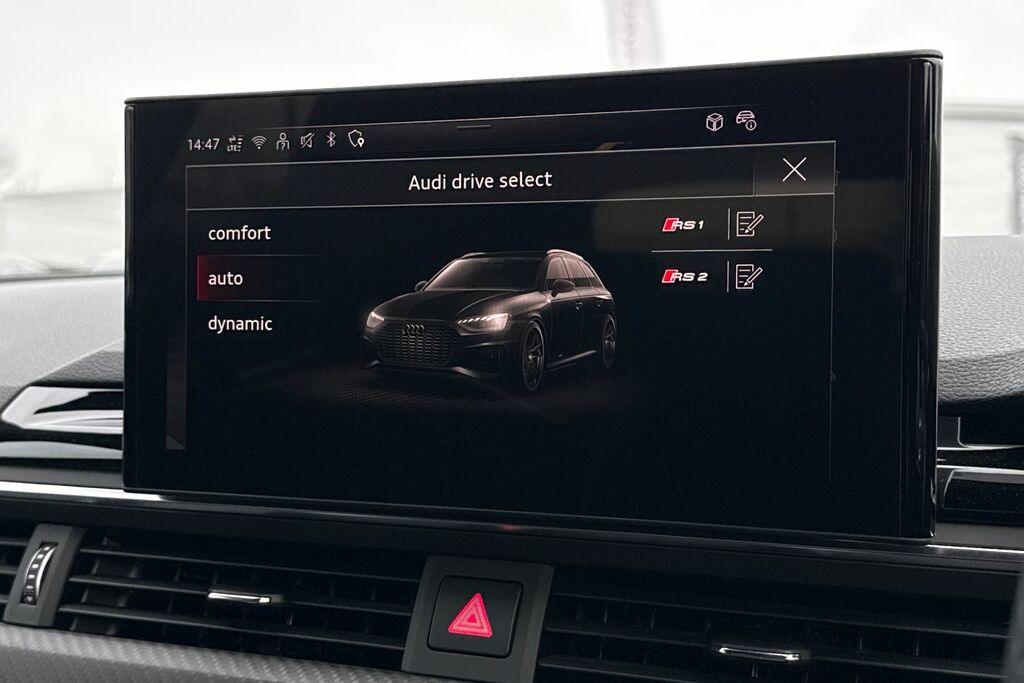 Audi RS4 Edition 25 Years Black #43