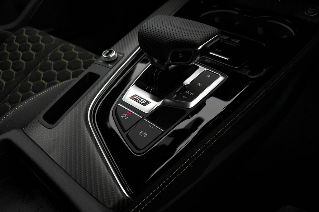 Audi RS4 Edition 25 Years Black #22