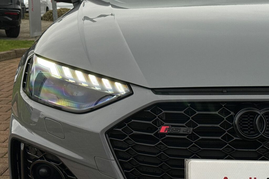Audi RS4 Edition 25 Years Black #53