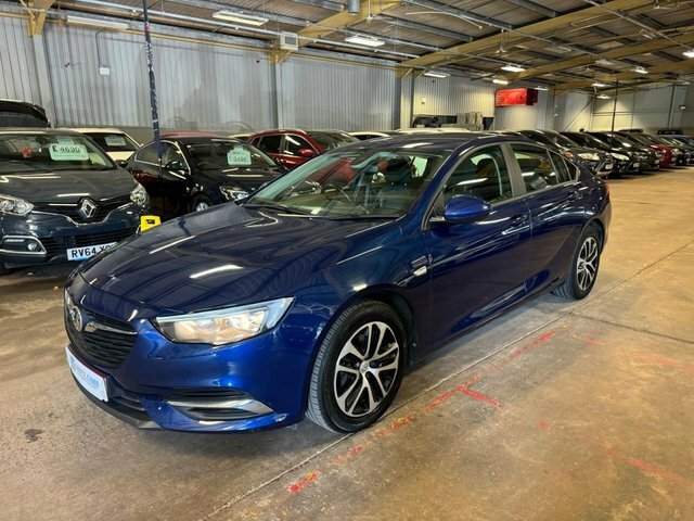 Vauxhall Insignia Hatchback VO69KLC Blue #2