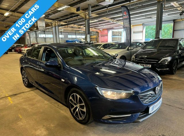 Vauxhall Insignia Hatchback Blue