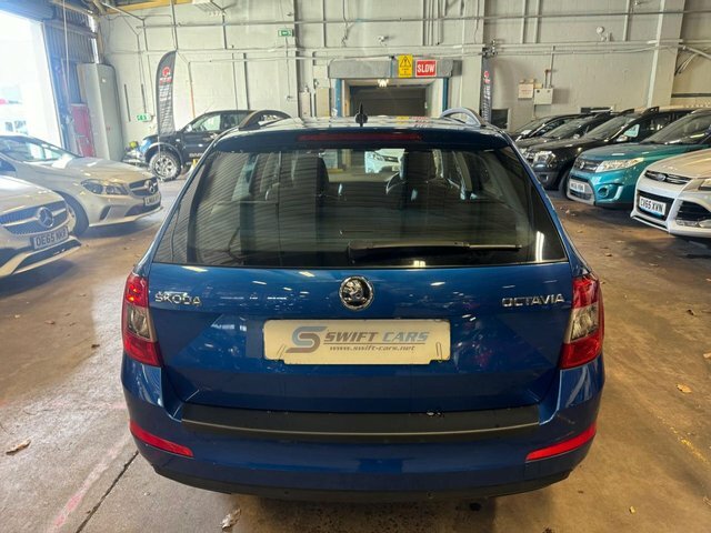 Skoda Octavia Estate DG17YHR Blue #3