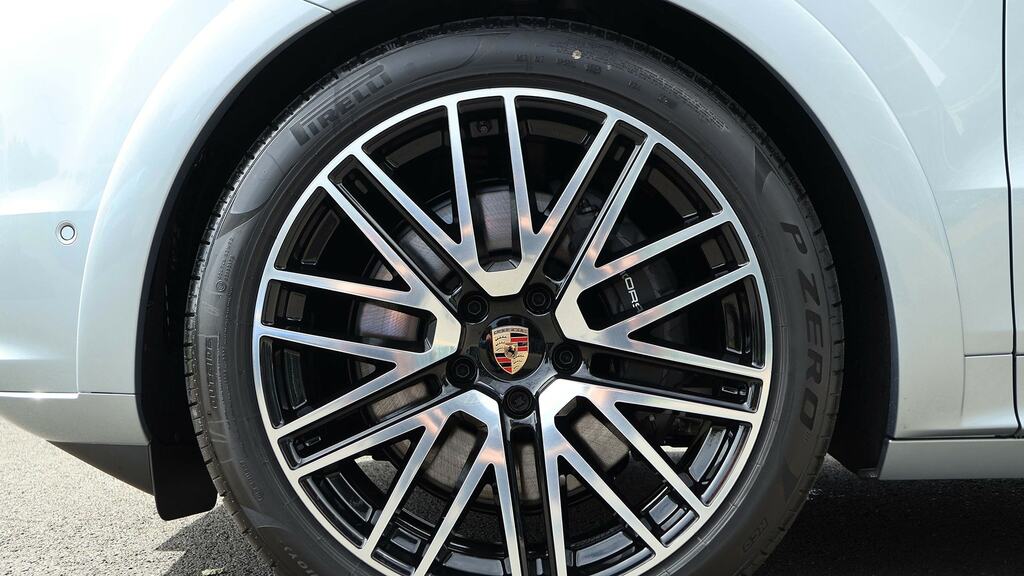 Porsche Cayenne E-hybrid Tiptronic S SF75TRV Silver #4