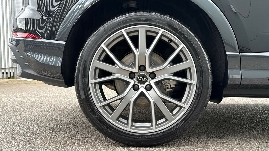 Audi Q3 40 Tdi 193 Qtro Black Ed S Tronic Tech Pro YH75LBJ Black #5