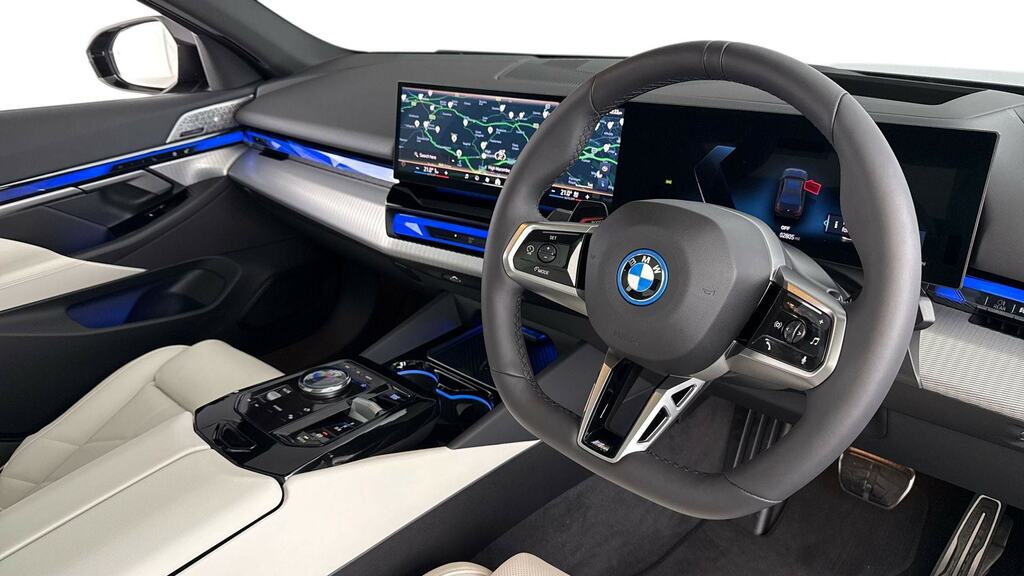 BMW i5 250Kw Edrive40 M Sport 84Kwh Techcomf OV75ZRR Grey #6