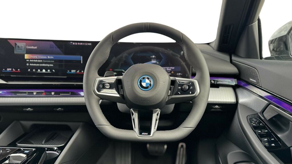BMW i5 250Kw Edrive40 M Sport 84Kwh VK75EWJ Black #5